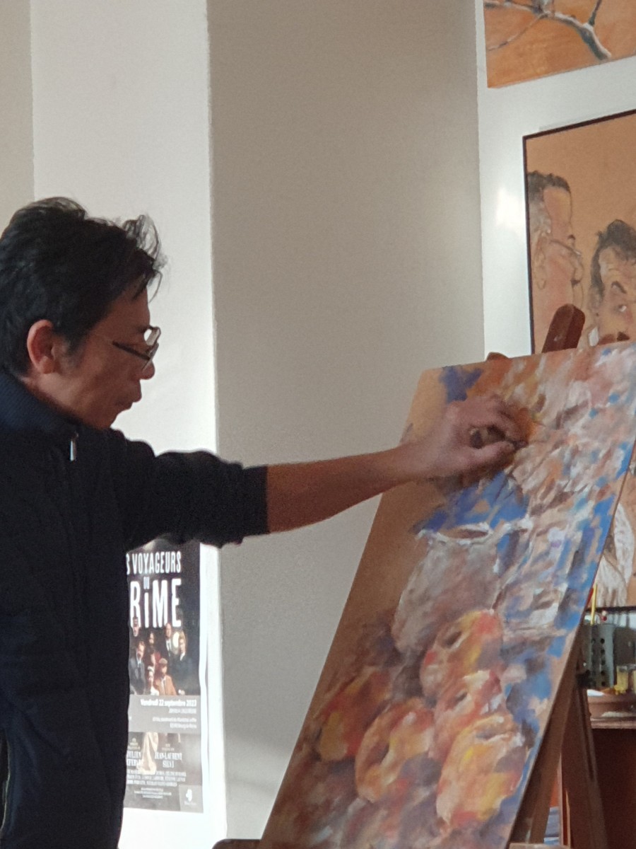 à la rencontre de l'artiste
                     Sova Top                