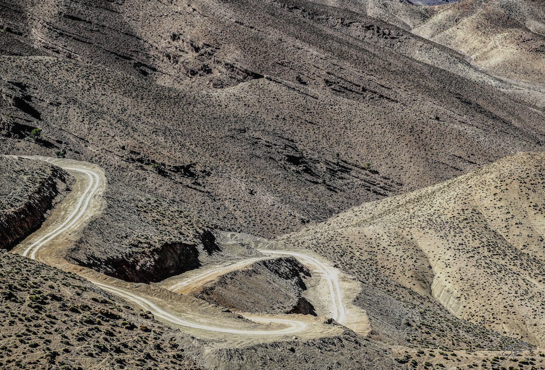 claudineseyfried terredegris photographie paysage theartcycle photo_detail_1.jpg The Art Cycle