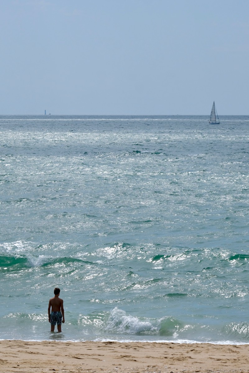 Face à la mer, de Eve Pinel The Art Cycle