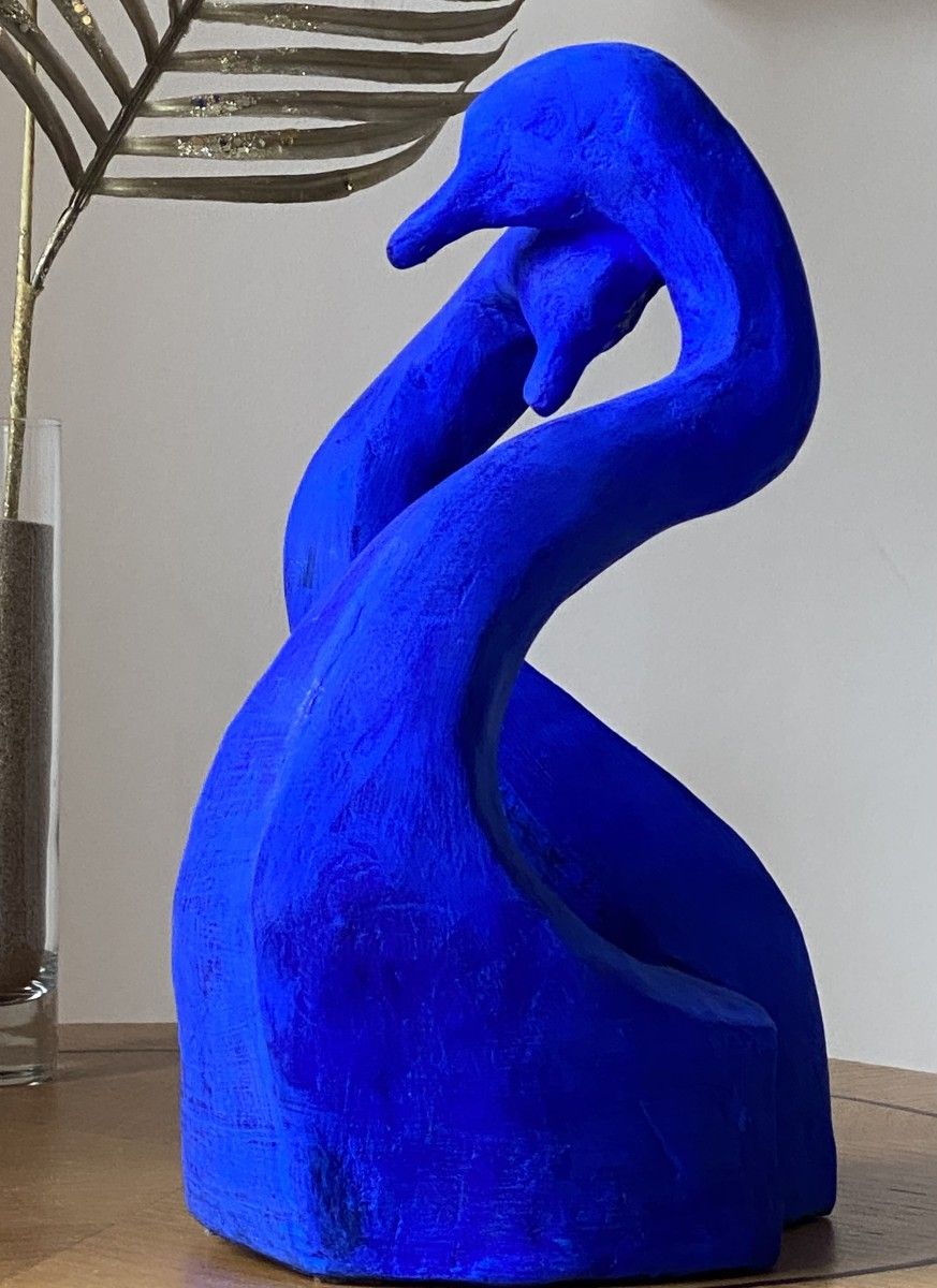 hiamdemeulenaere coupledecygnesbleus theartcycle photo_situation 608409825.jpeg The Art Cycle