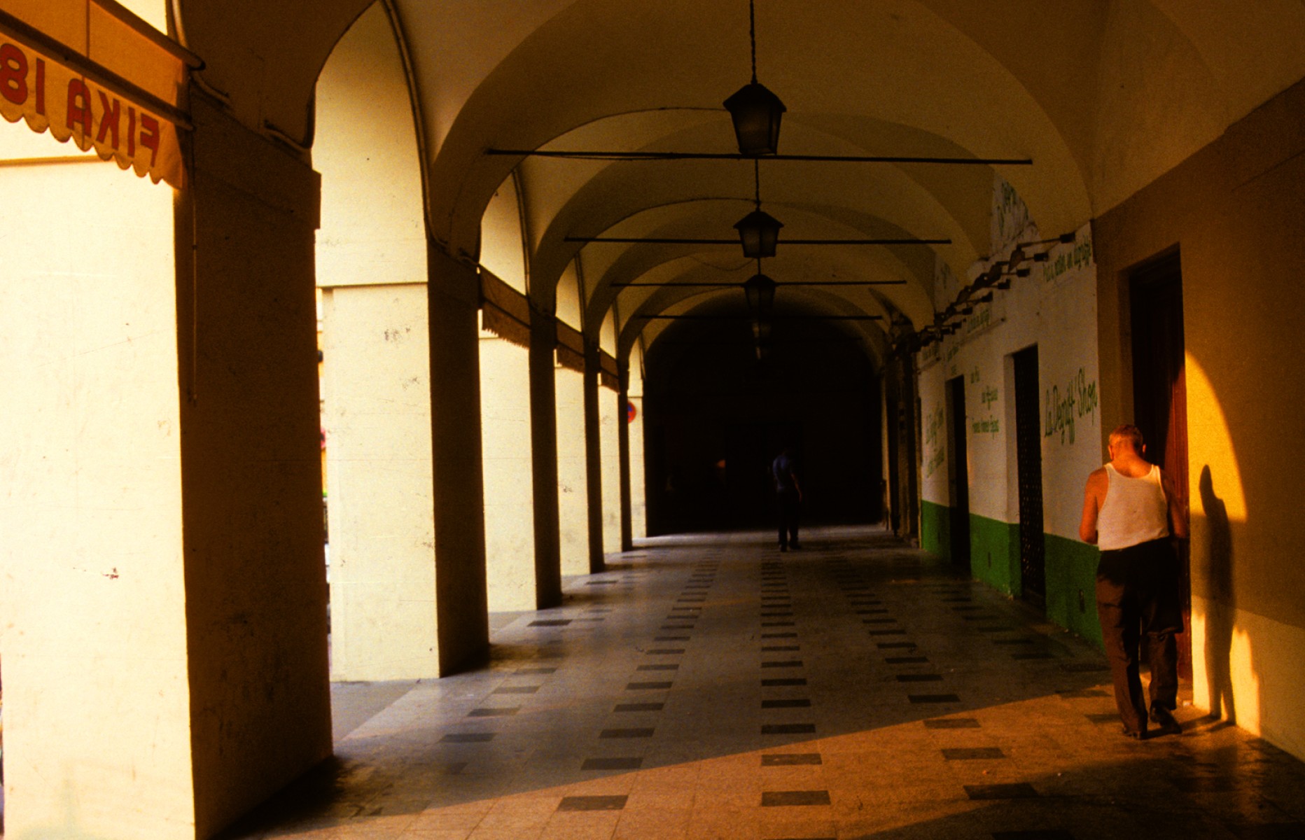 Arcades Garibaldi, de Jean-Robert Franco The Art Cycle
