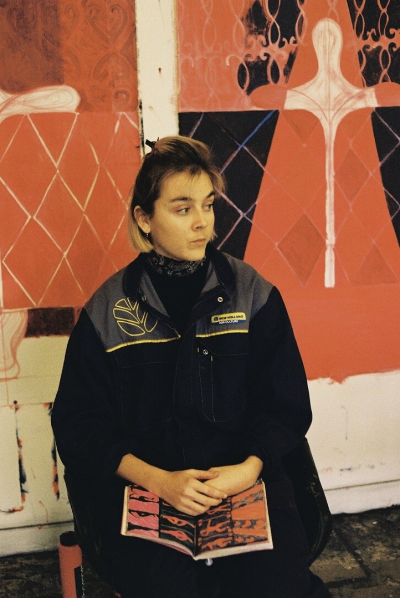 à la rencontre de l'artiste
                     Lolita Bourdon                