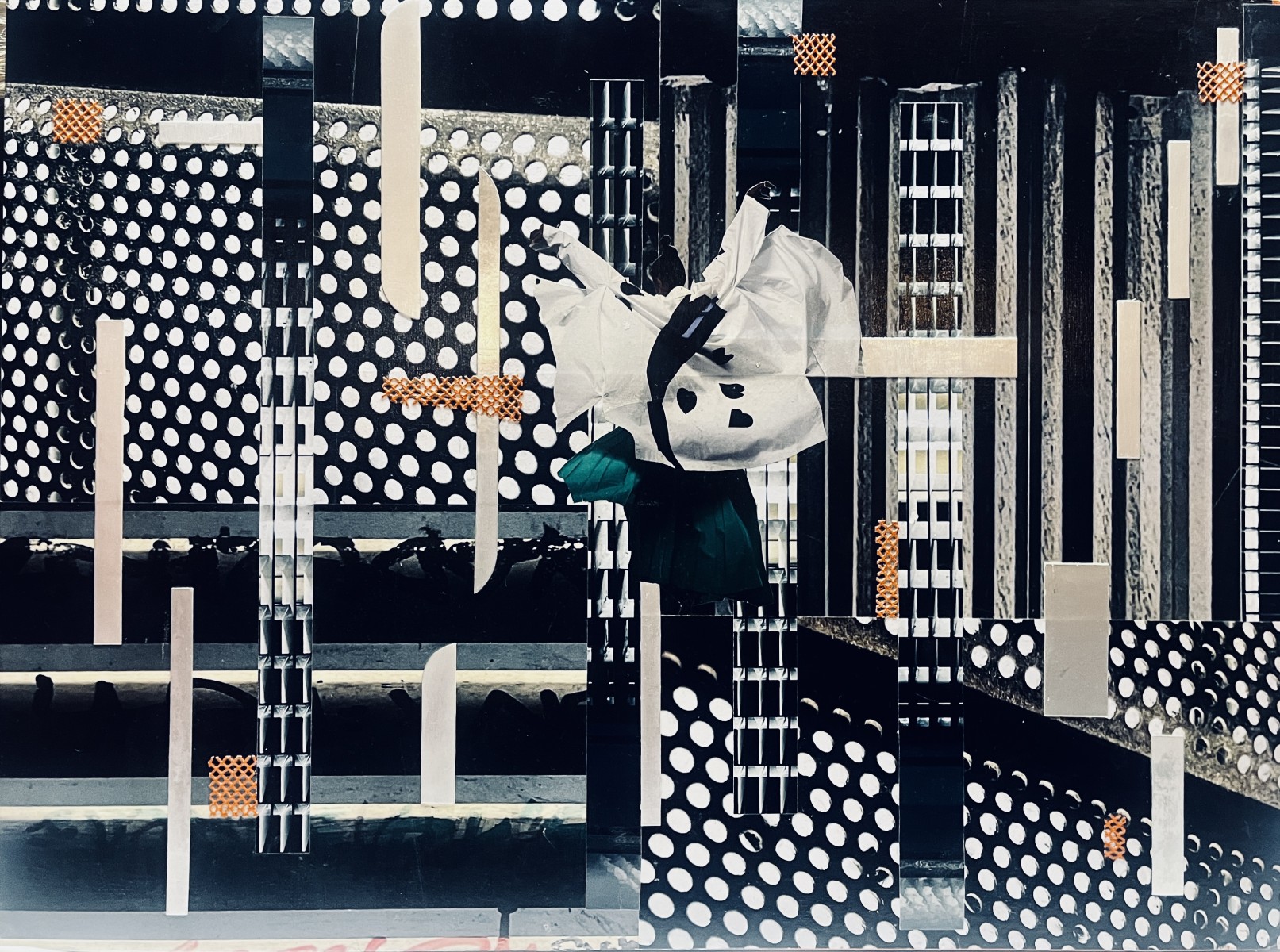 marieclemence_dupont urbanabysses theartcycle photo_principale 255574772.jpeg The Art Cycle