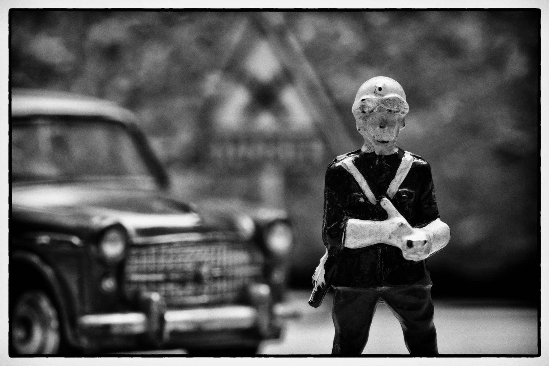 Le motard et la Fiat, de Michel Jolyot The Art Cycle