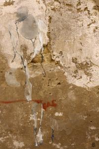 Nu sur mur ocre, de Aurélie Lafourcade The Art Cycle