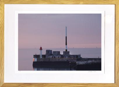 Le port du Havre, de Jacques Bravo The Art Cycle