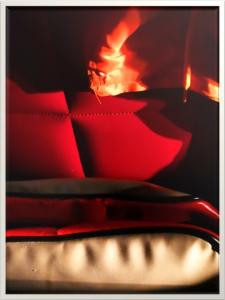 Black and red mystery, de Jean Robert Franco The Art Cycle