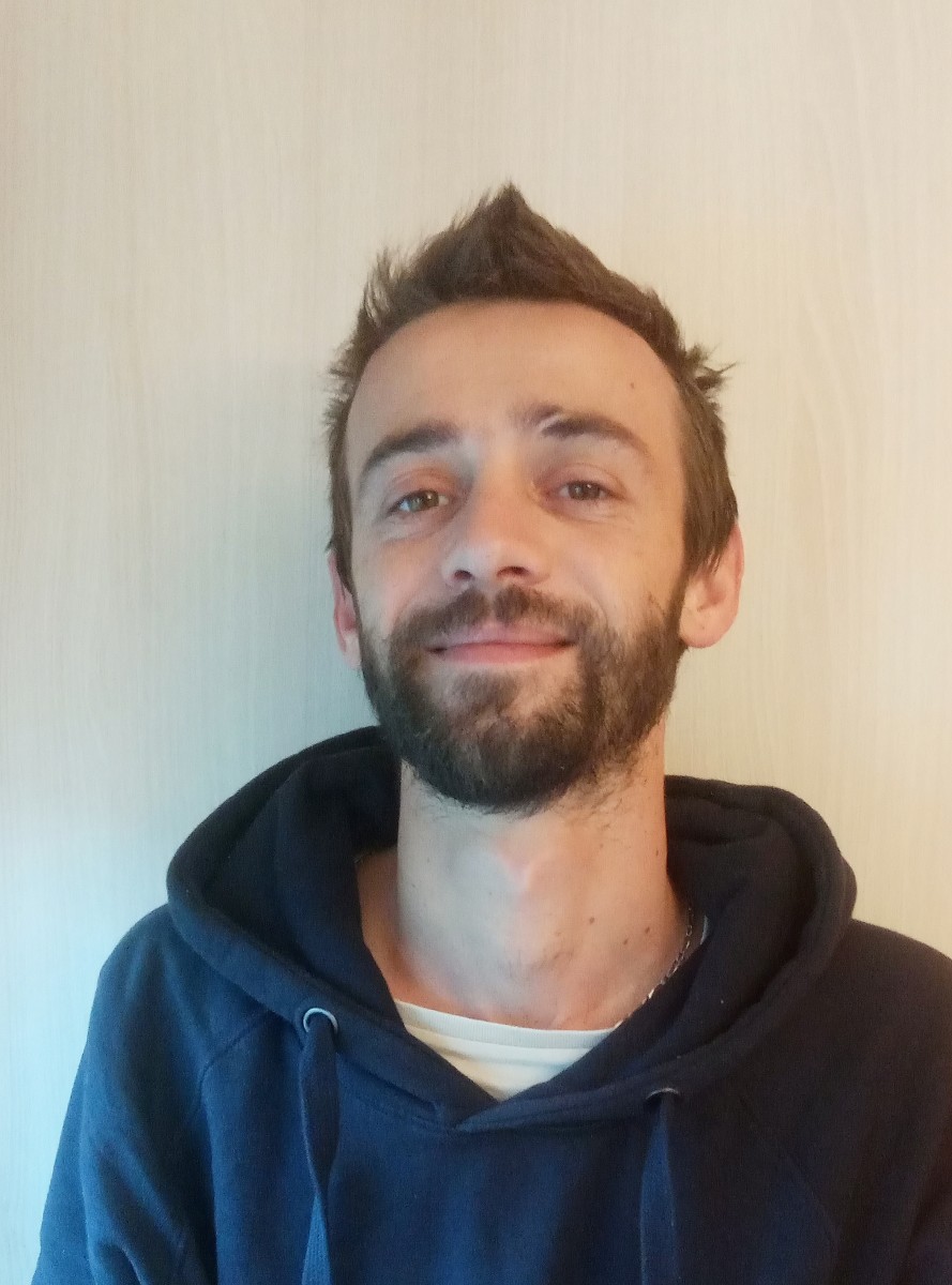 à la rencontre de l'artiste
                     Seb Bak                